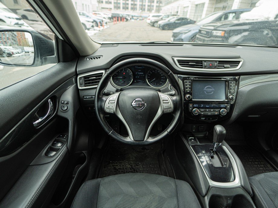 Nissan X-Trail 2015