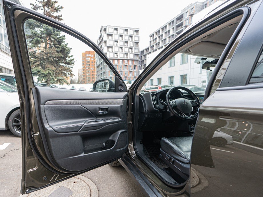 Mitsubishi Outlander 2019