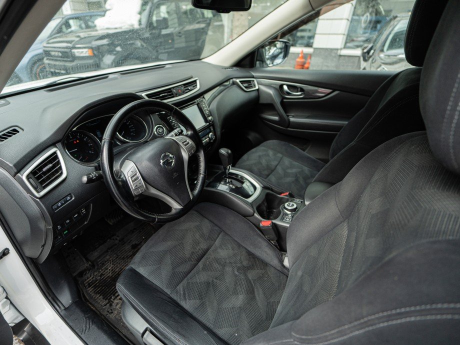 Nissan X-Trail 2015