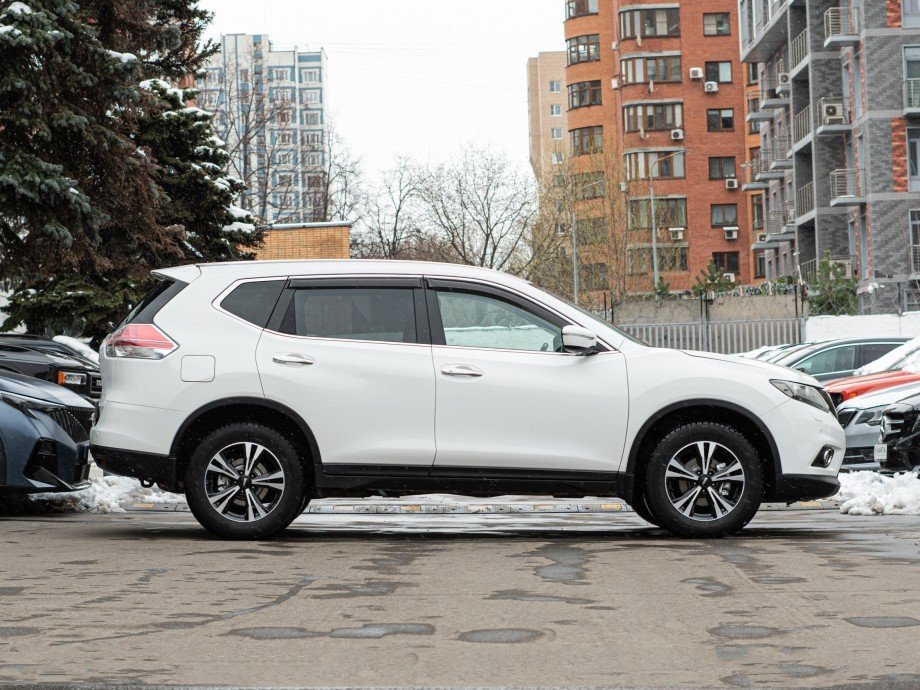 Nissan X-Trail 2015