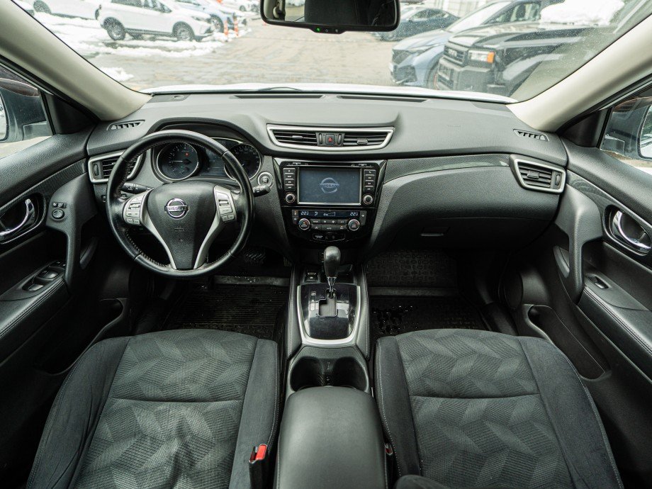 Nissan X-Trail 2015
