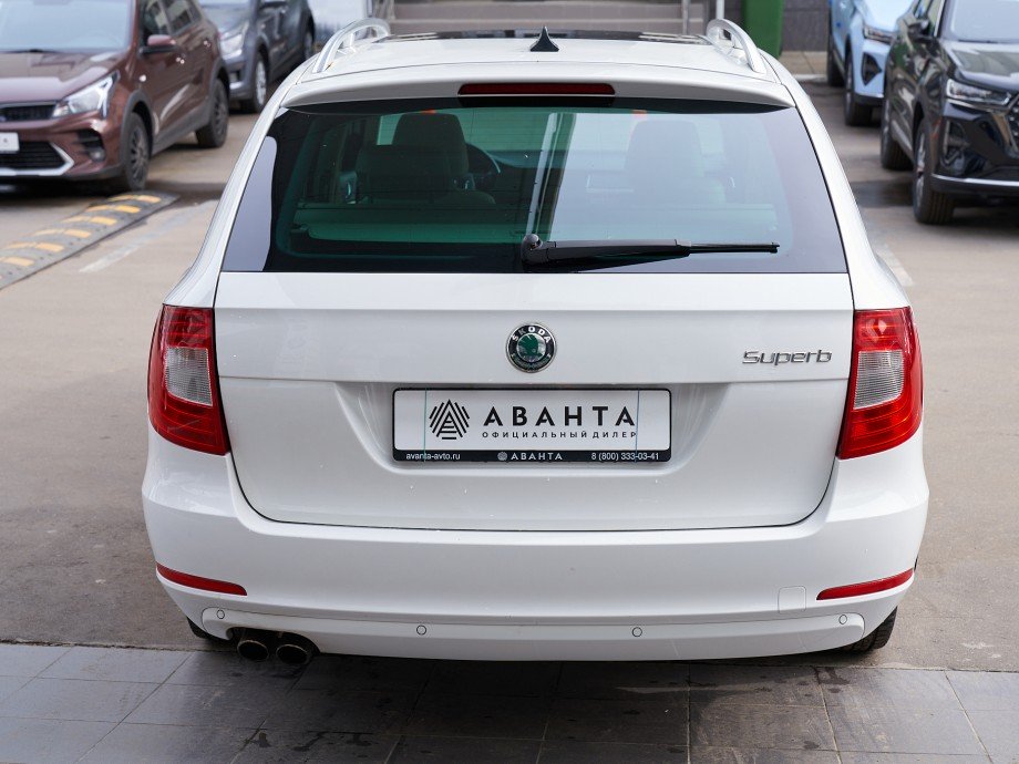 Skoda Superb 2012