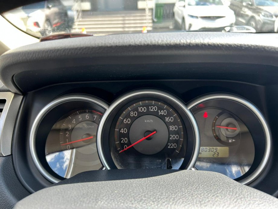 Nissan Tiida 2008