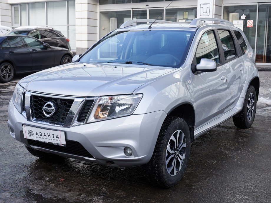 Nissan Terrano 2014