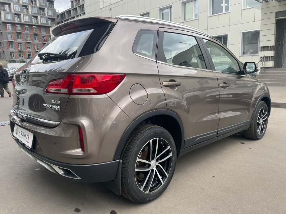 FAW Besturn X40 2019