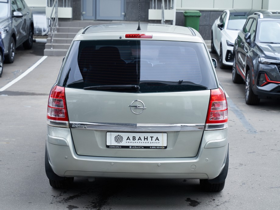 Opel Zafira 2010