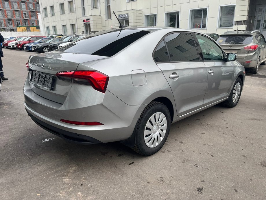 Skoda Rapid 2021