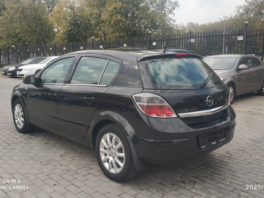 Opel Astra 2012