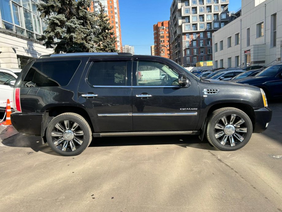 Cadillac Escalade 2013