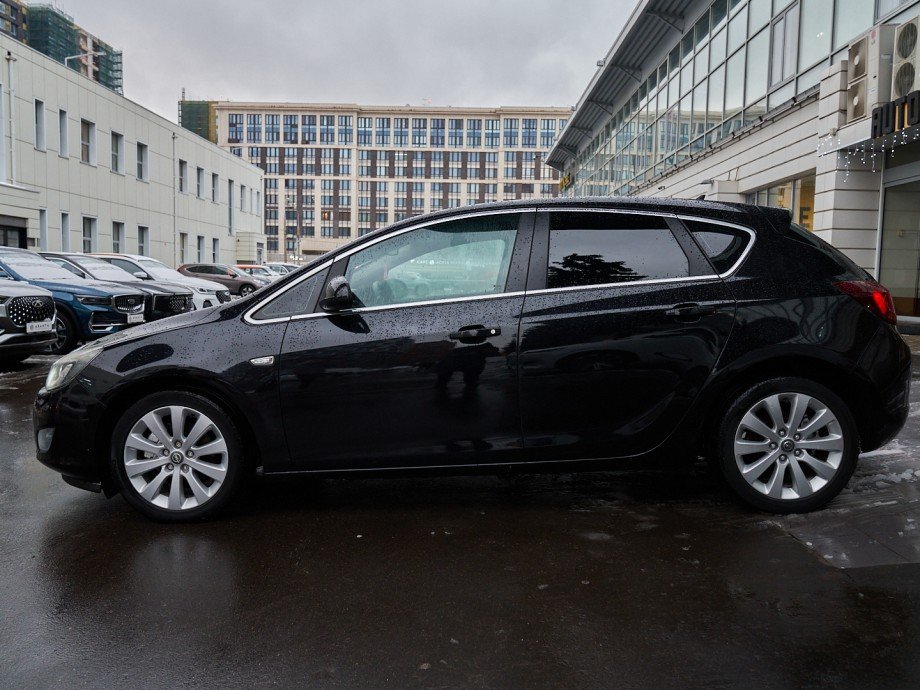 Opel Astra 2010