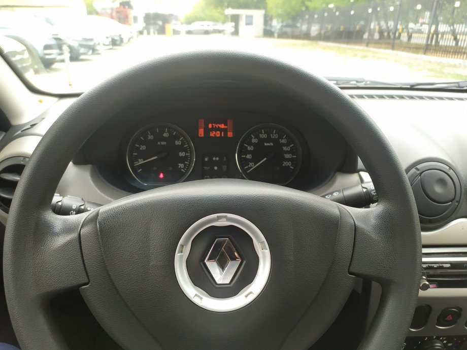 Renault Sandero 2013