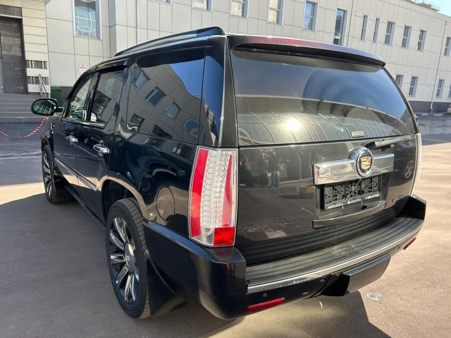 Cadillac Escalade 2013