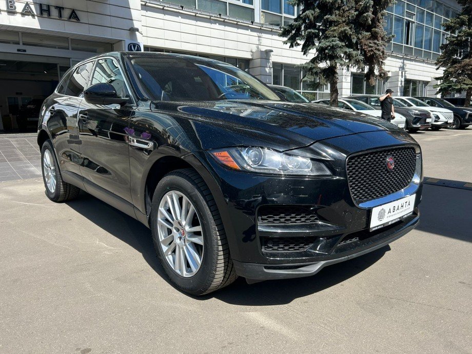 Jaguar F-PACE 2019