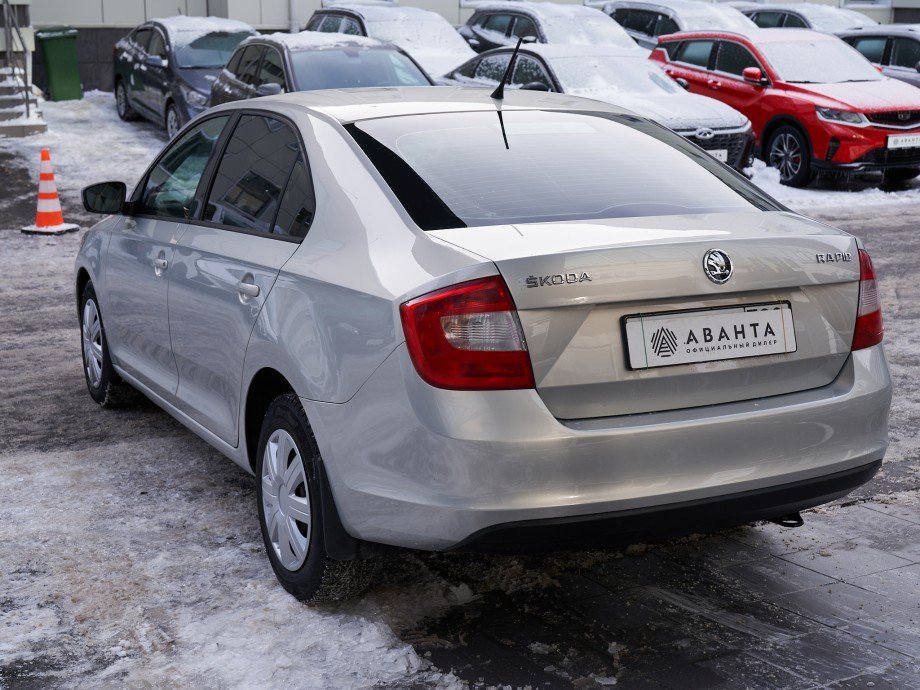 Skoda Rapid 2015