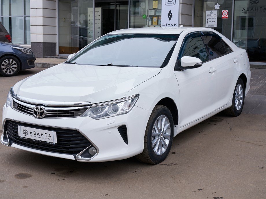 Toyota Camry 2017