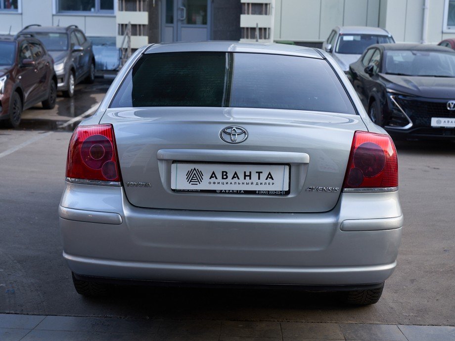 Toyota Avensis 2006