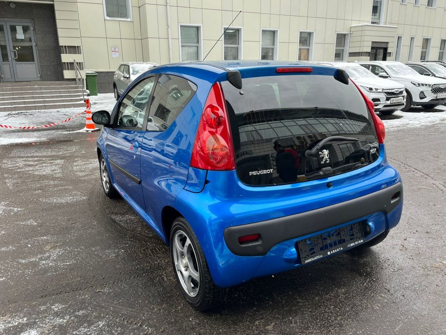 Peugeot 107 2011