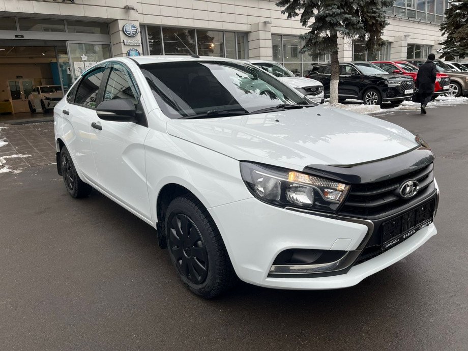 ВАЗ (LADA) Vesta 2017