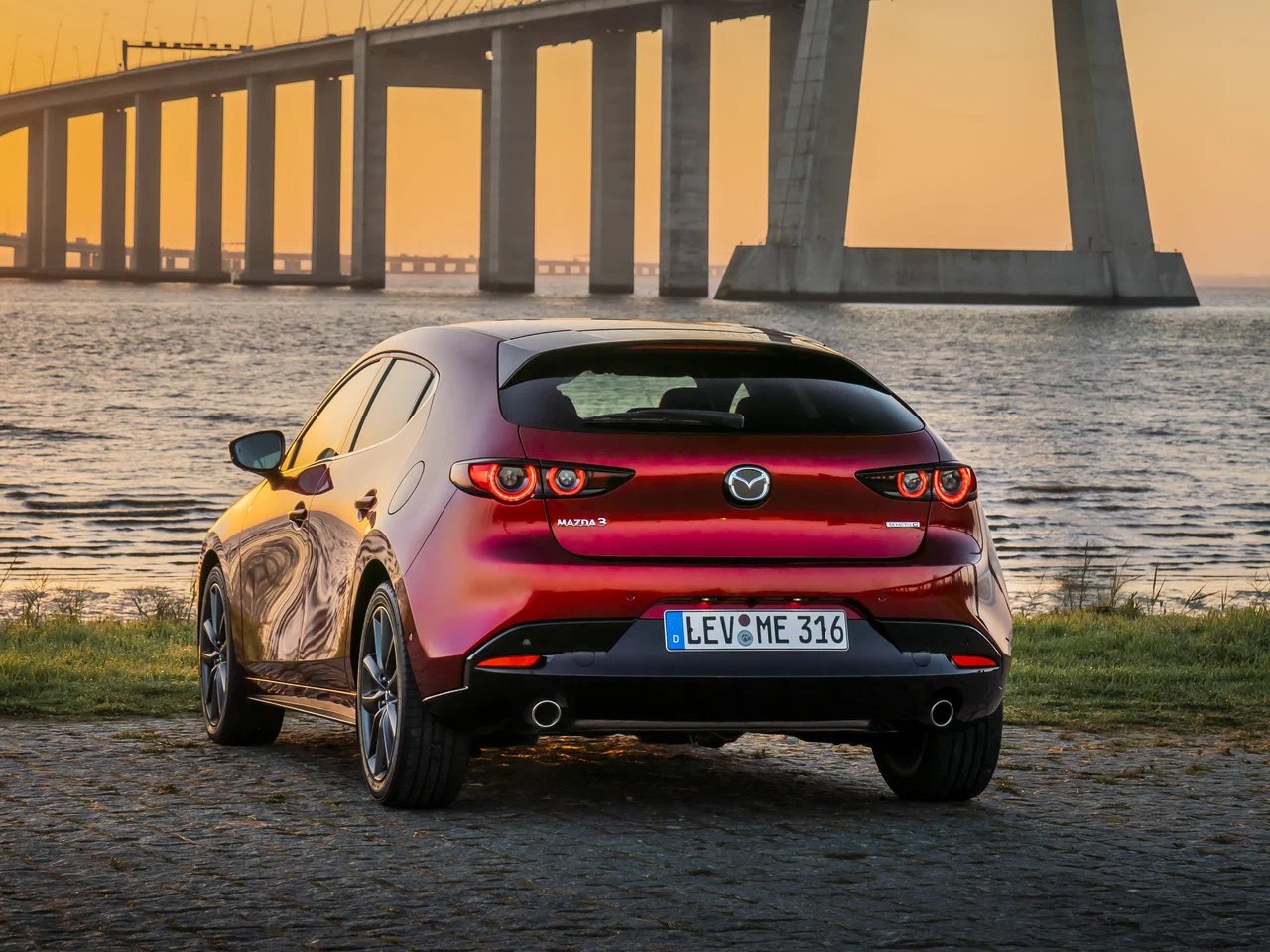 Mazda 3 Хэтчбек
