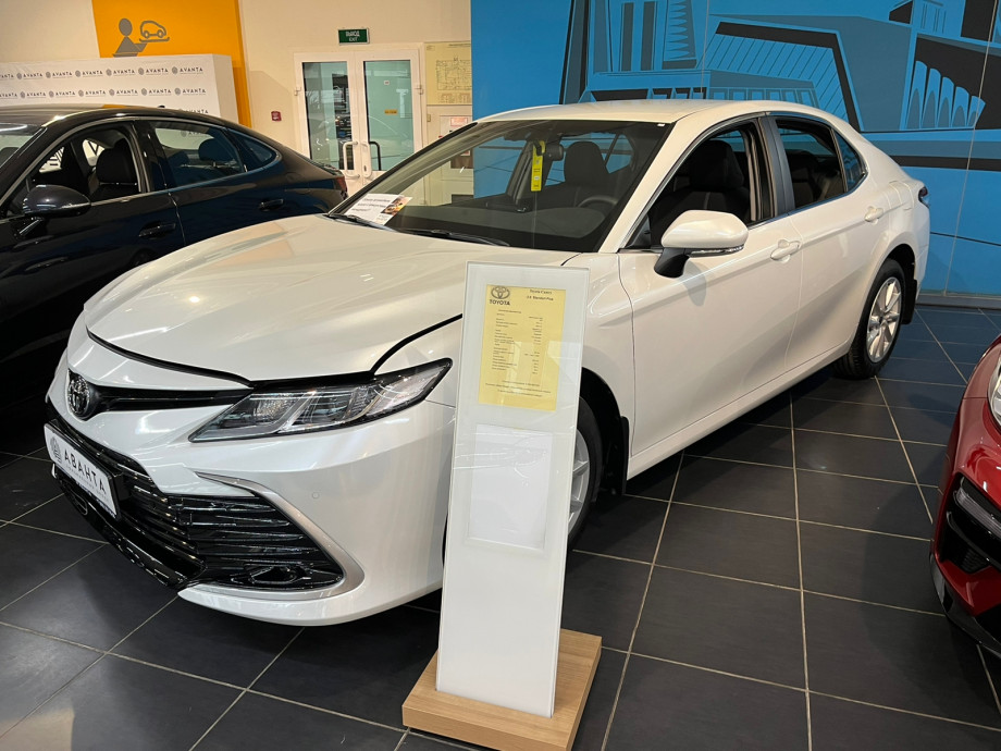 Toyota Camry 2022