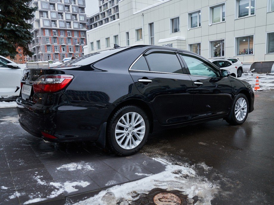 Toyota Camry 2015