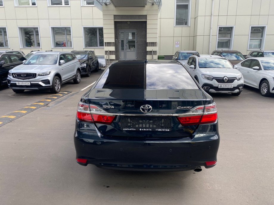 Toyota Camry 2016