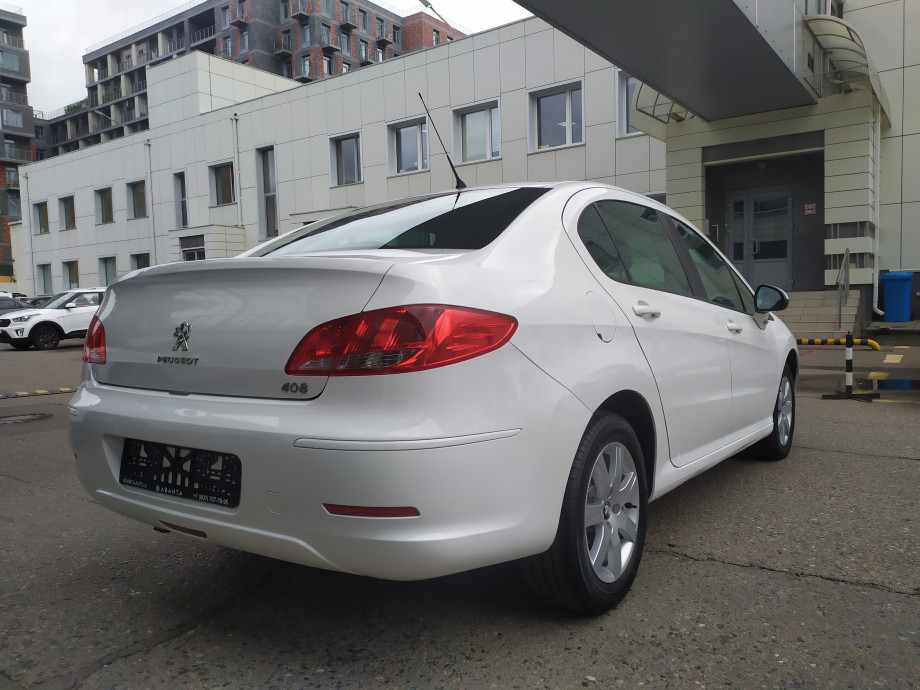 Peugeot 408 2013