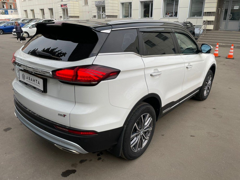 Geely Atlas Pro 2022