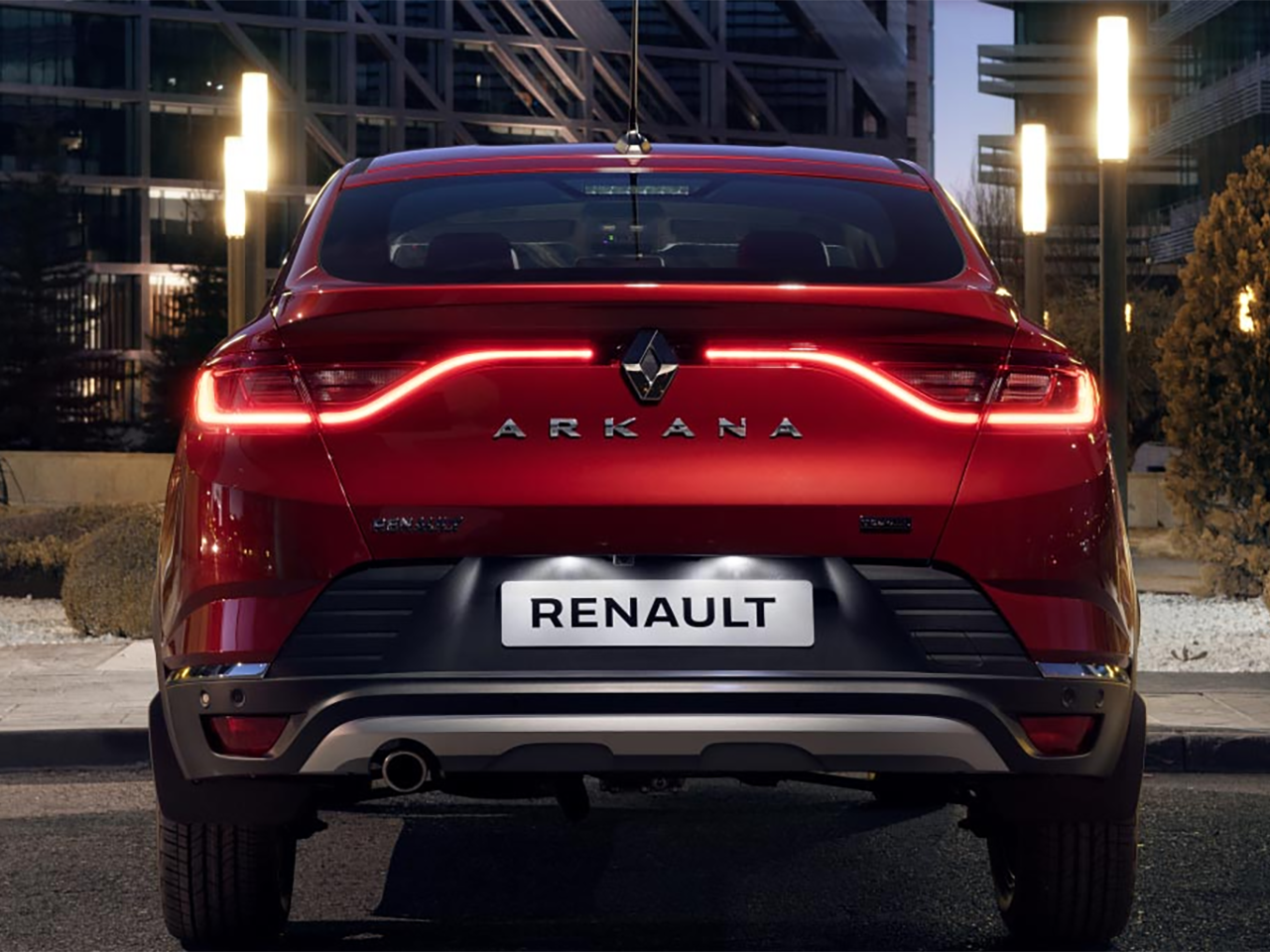 Фото Renault Arkana 2024 в новом кузове, видео-обзор модели - Автосалон