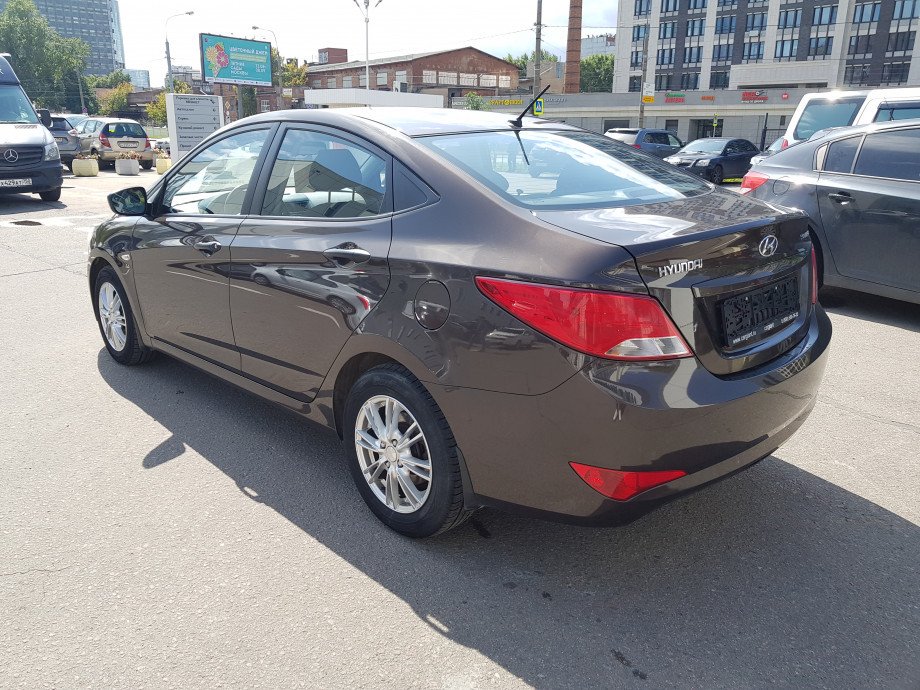 Hyundai Solaris 2015