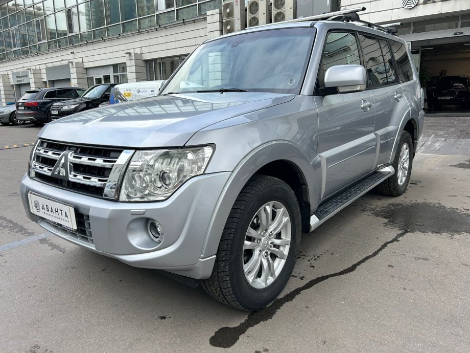 Mitsubishi Pajero 2011