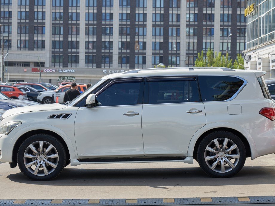 Infiniti QX56 2012