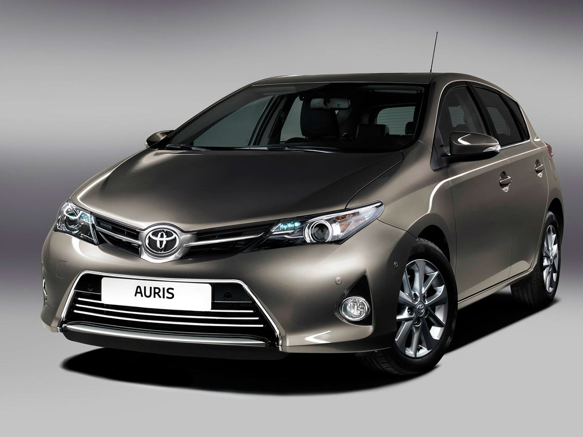 Фото Toyota Auris 2024 в новом кузове, видео-обзор модели - Автосалон