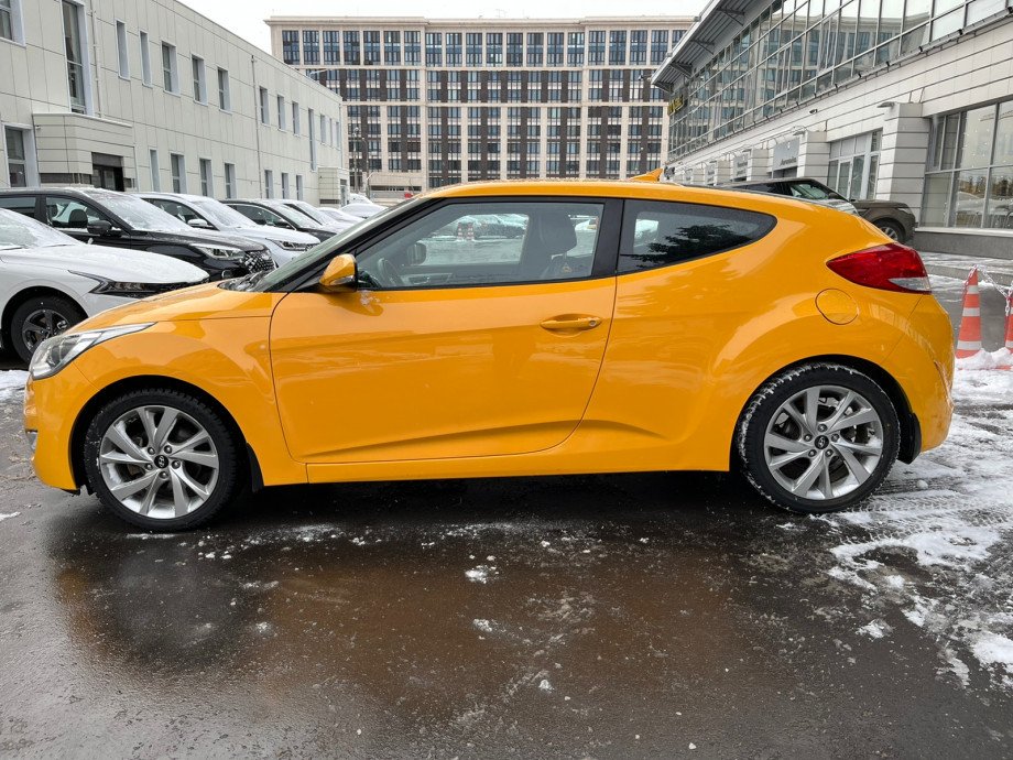 Hyundai Veloster 2015