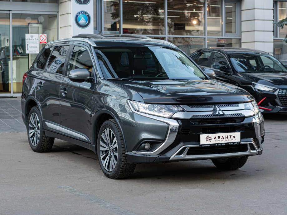 Mitsubishi Outlander 2018