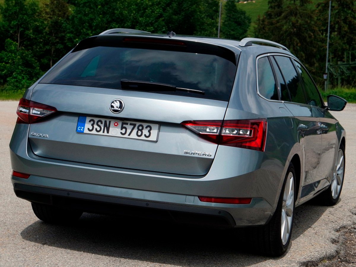 Skoda Superb Combi