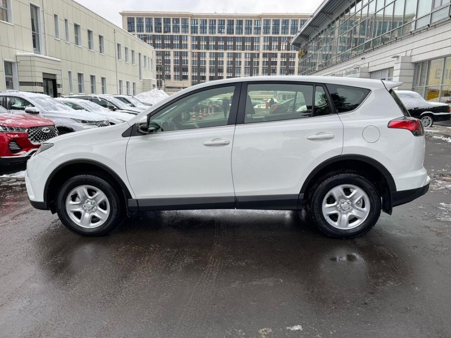 Toyota RAV4 2016