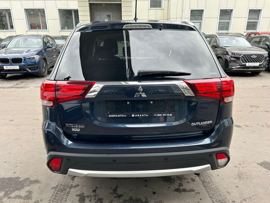 Mitsubishi Outlander 2020