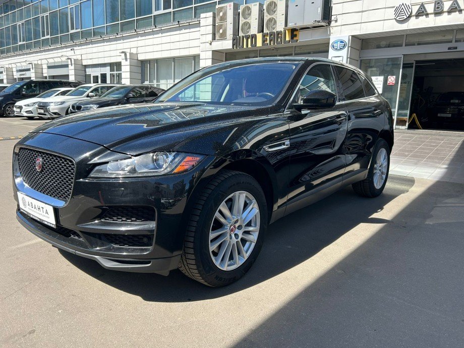 Jaguar F-PACE 2019