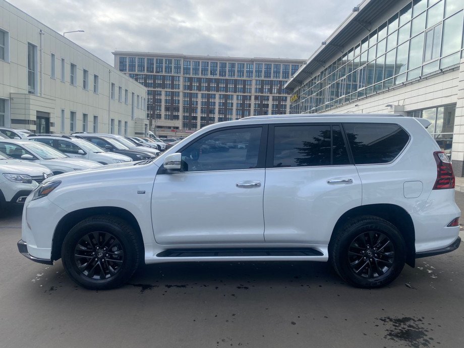 Lexus GX 2021