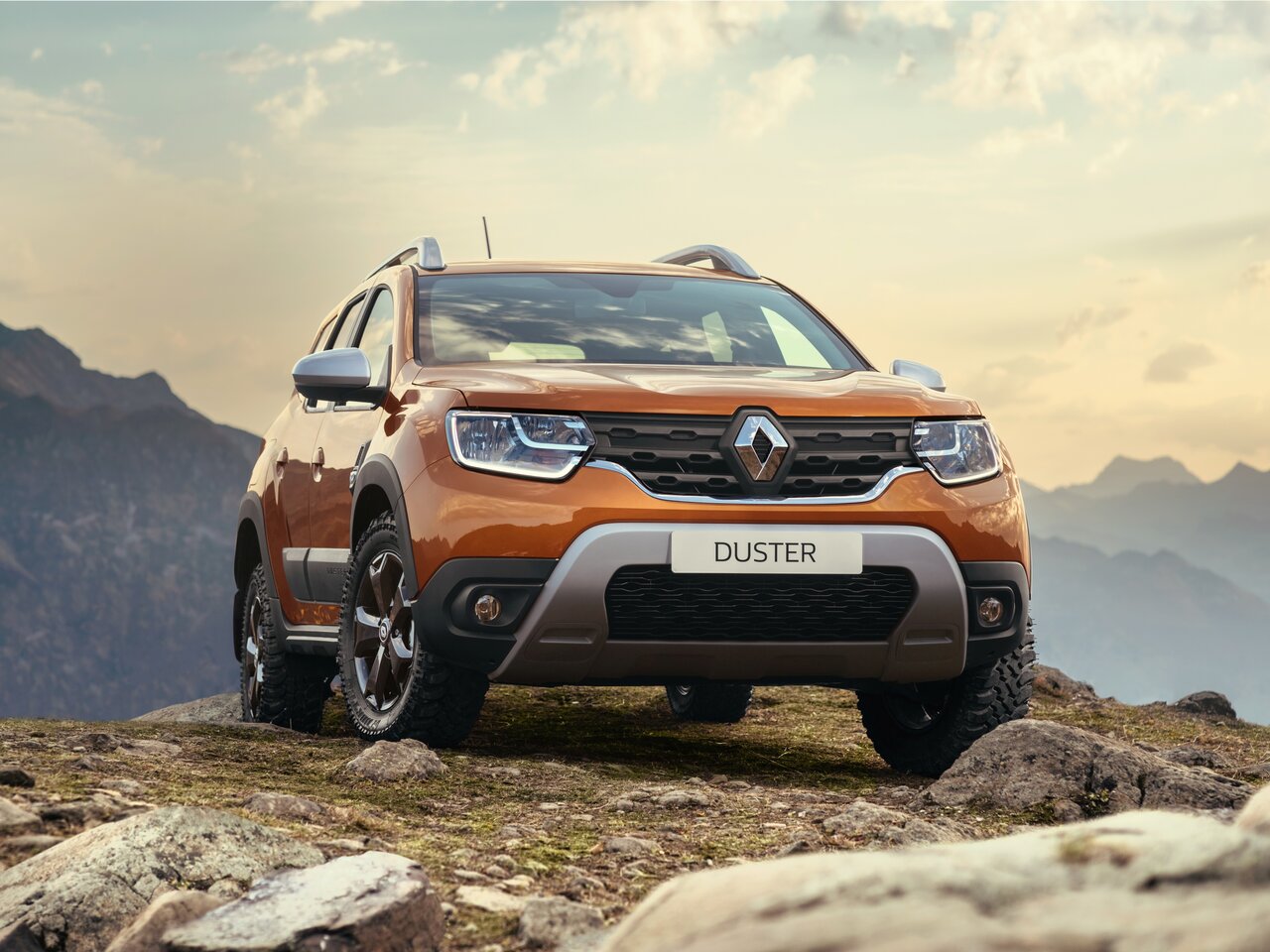 Фото Renault Duster NEW 2024 в новом кузове, видео-обзор модели - Автосалон