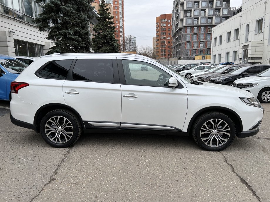 Mitsubishi Outlander 2017