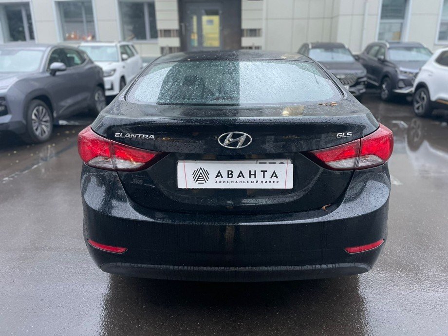 Hyundai Elantra 2015