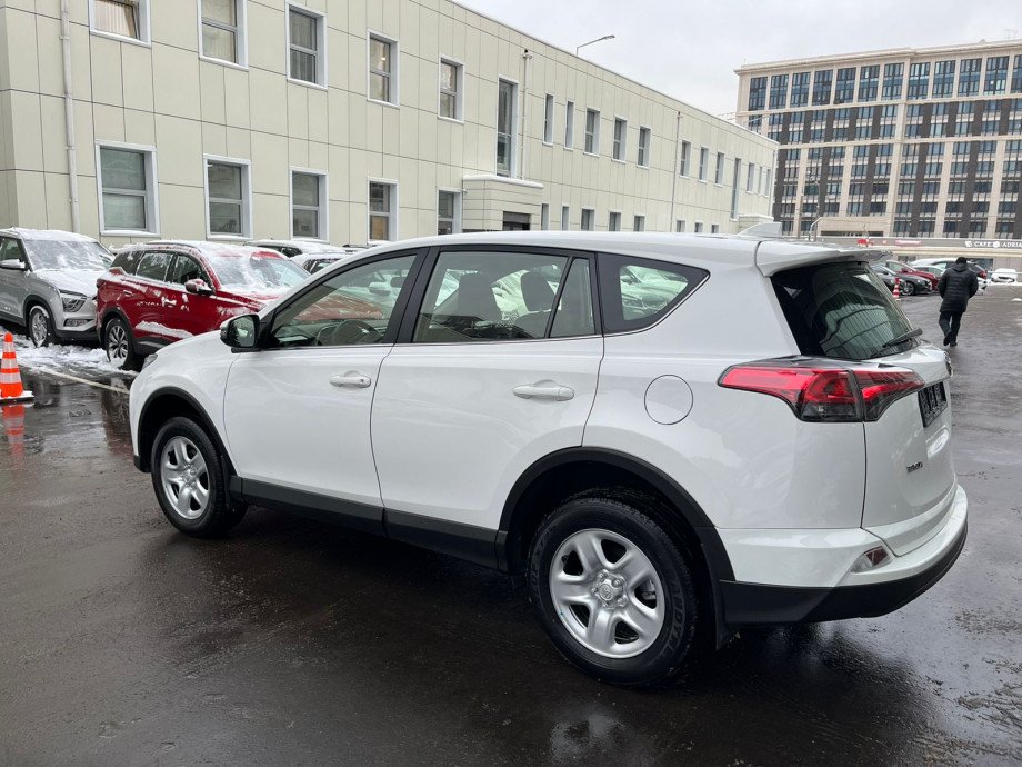 Toyota RAV4 2017