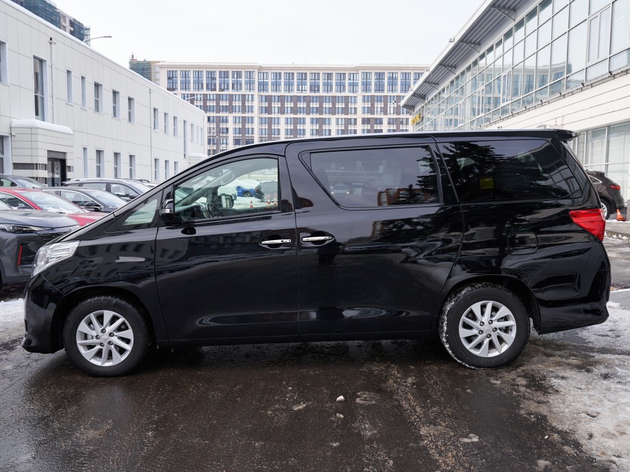 Toyota Alphard 2014