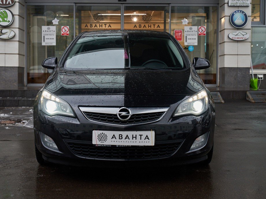 Opel Astra 2010