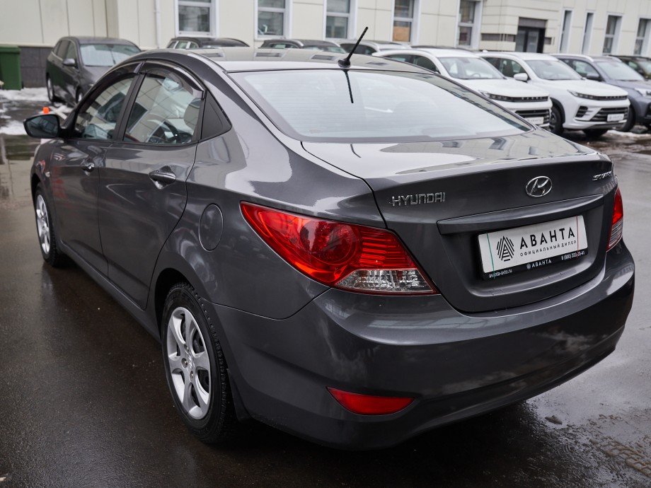 Hyundai Solaris 2012