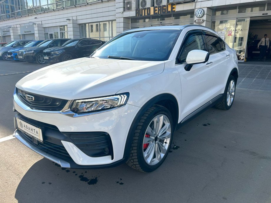 Geely Tugella 2020