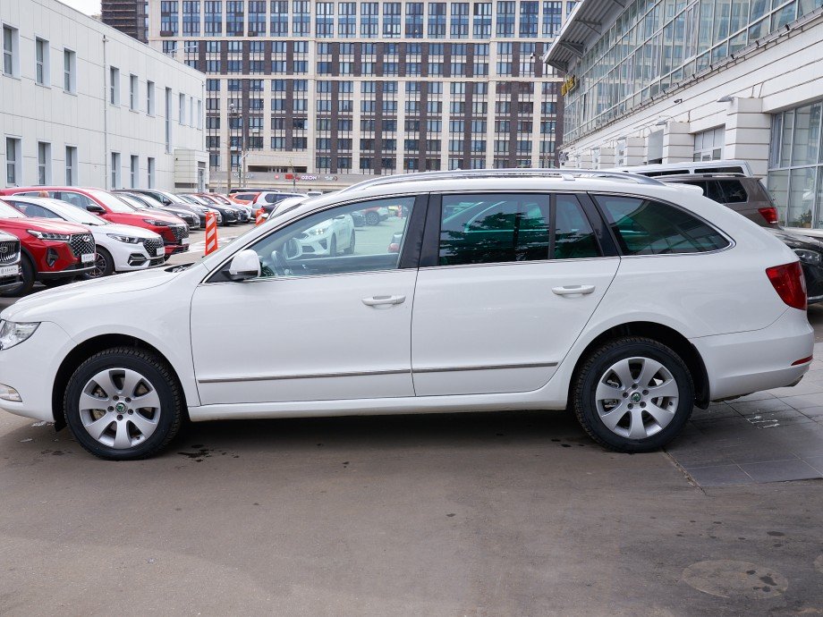 Skoda Superb 2012