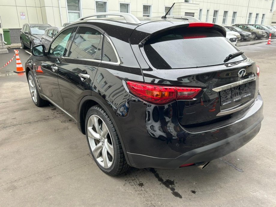 Infiniti FX37 2011